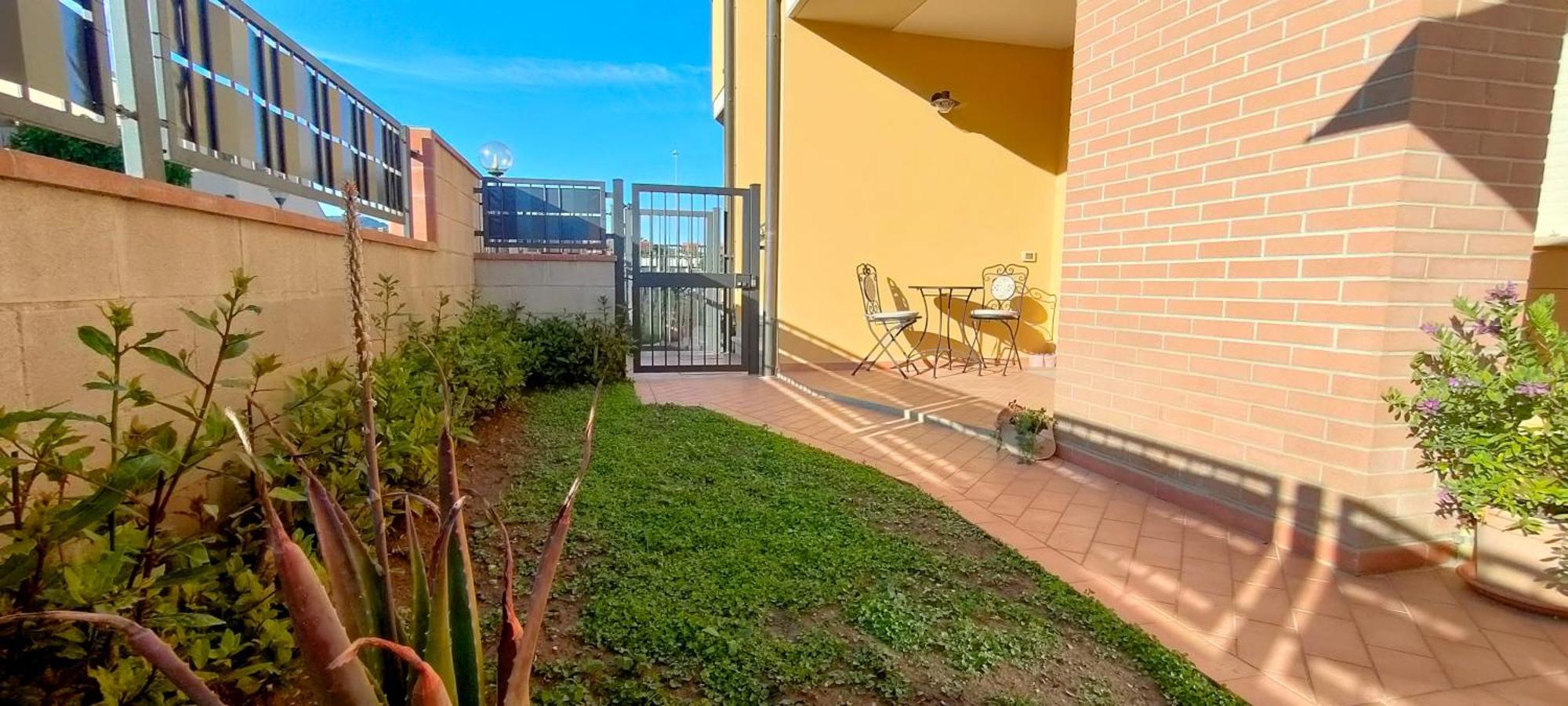 Casa Toto Villa Venturina Terme Exterior photo